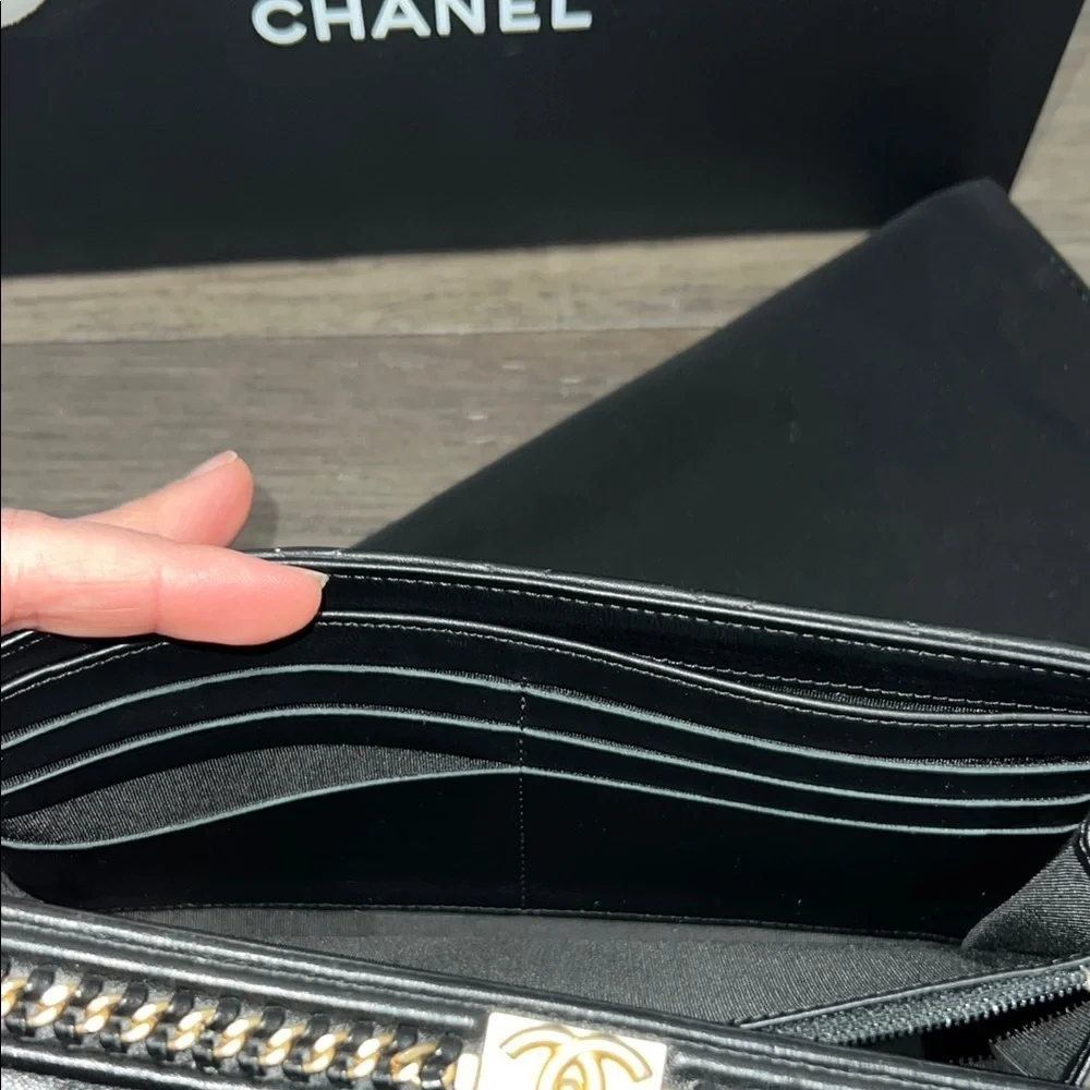 RARE!! Chanel Black and Gold Quilted distressed chain flap wallet
